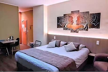 Large Double Room