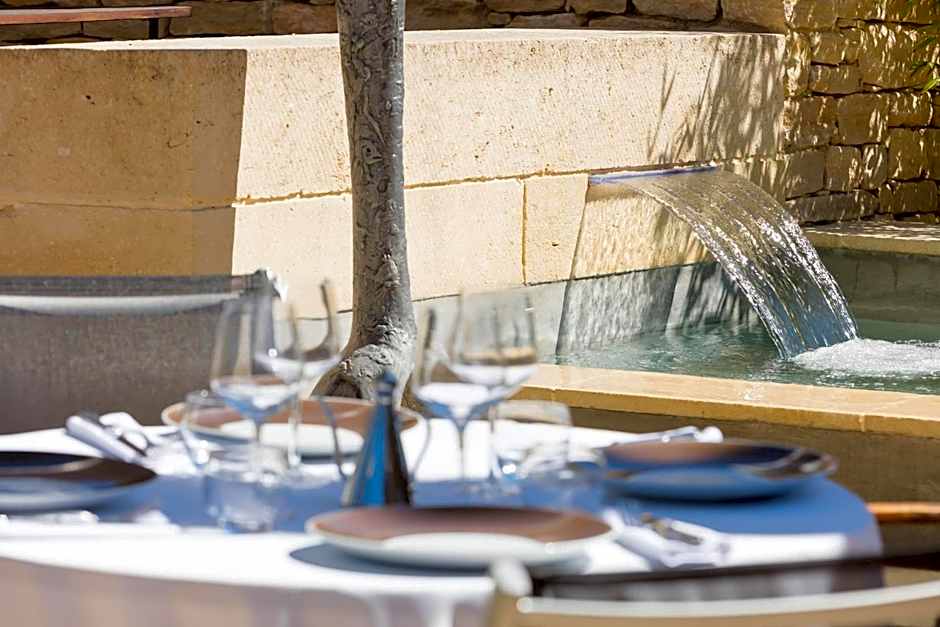 Hôtel Carcarille Restaurant Le C