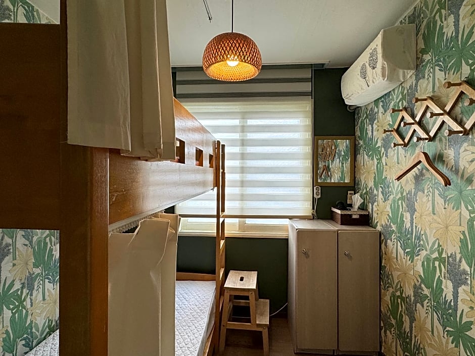 Greenday Guesthouse