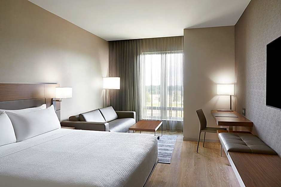 AC Hotel by Marriott Bloomington Mall of America