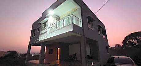 GOGO 5BHK PRIVATE PARTY VILLA