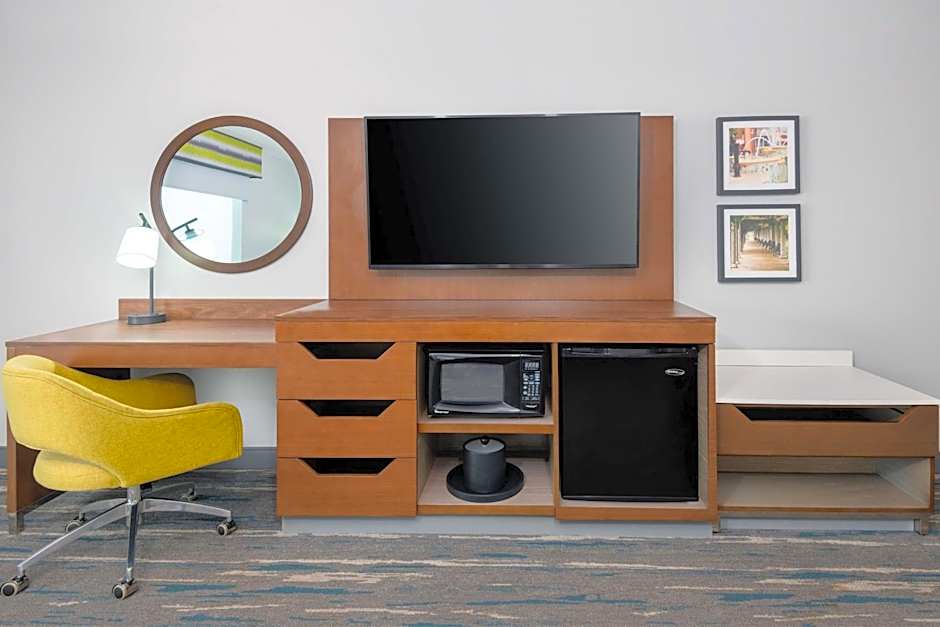 Hampton Inn By Hilton Richmond-Colonial Heights