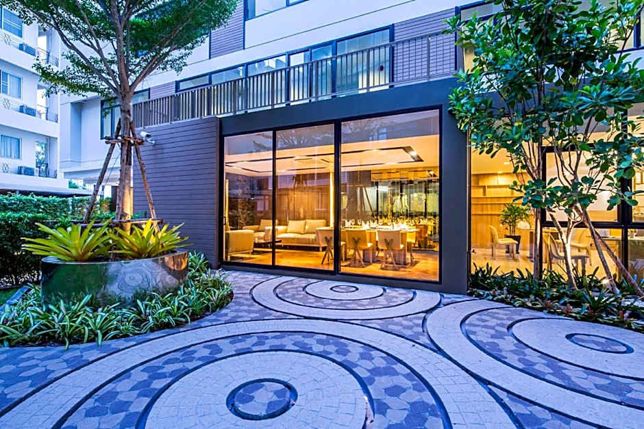 Pacific Park Hotel