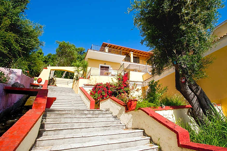 Batelo - Adults Only