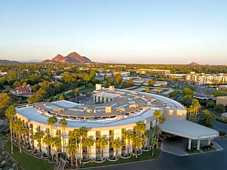 Embassy Suites By Hilton Hotel Phoenix-Biltmore