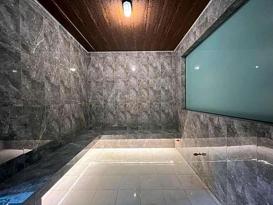 Purnama Balige Hotel & Resto