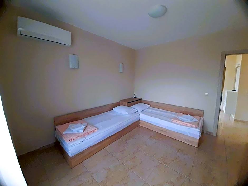 Sea Dreams Apartment