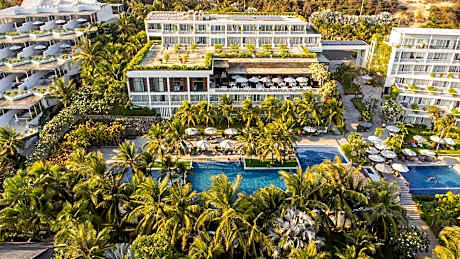 The Cliff Resort And Residences