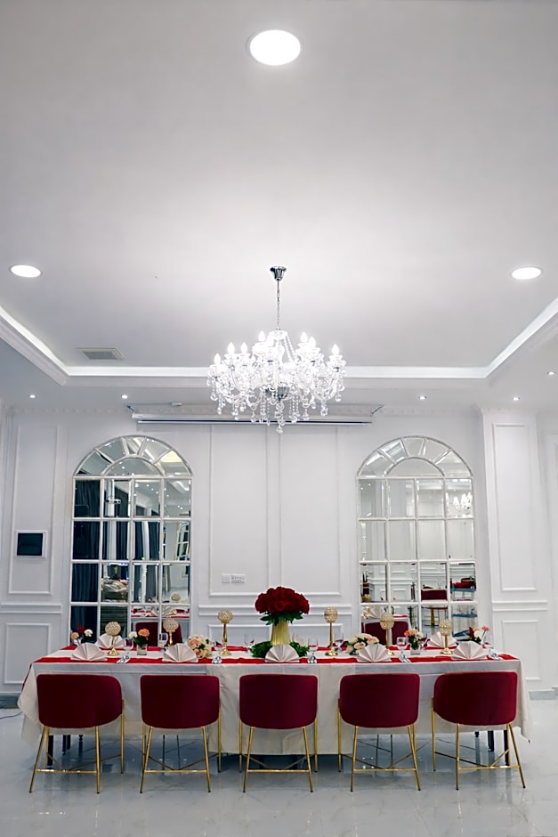 Maestro Hotel Pontianak