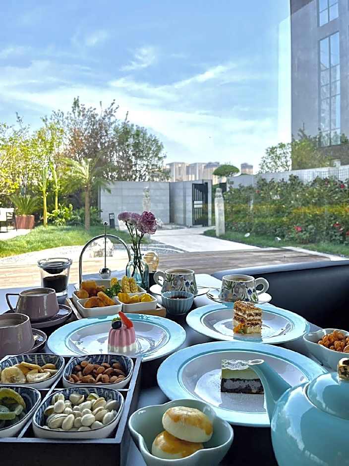 Ramada by Wyndham Luoyang Downtown