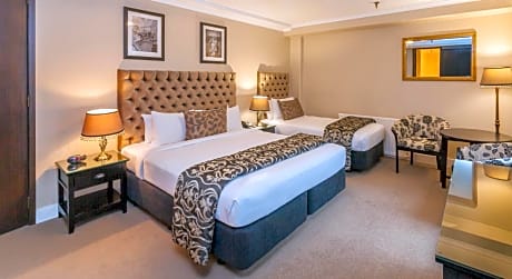 Heritage Triple Room