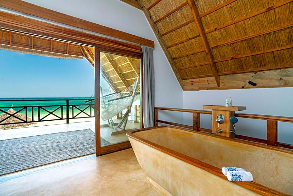 Zanzibar Sunrise at Bandas