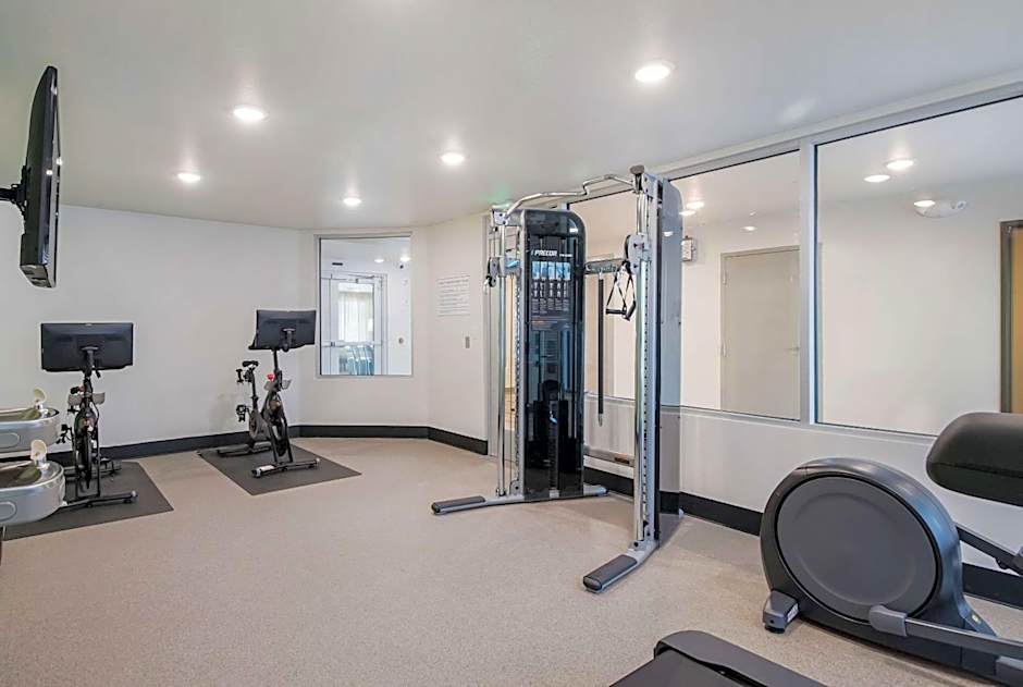 WoodSpring Suites Portland Vancouver