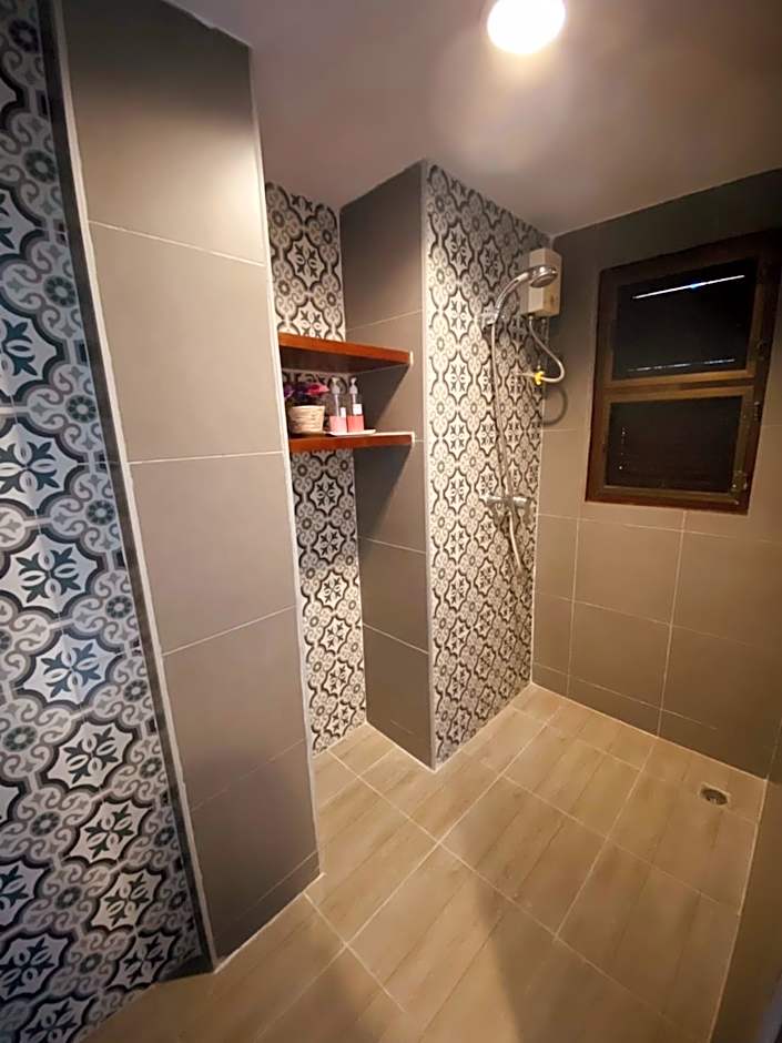 Sri Chiang Khan Hotel