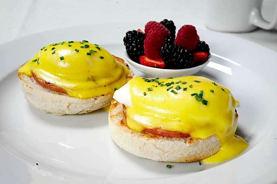 The Raphael Hotel, Autograph Collection by Marriott