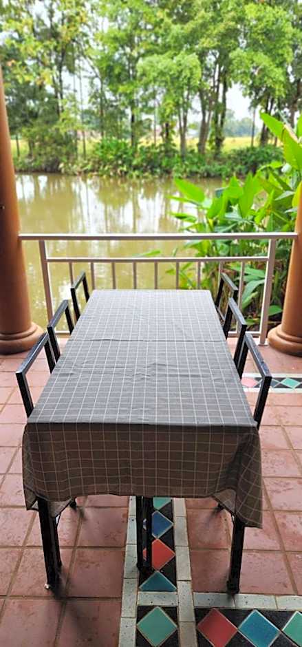 Tung Tong Homestay & Camping