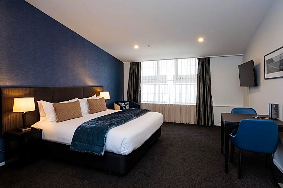 Gilmer Apartment Hotel
