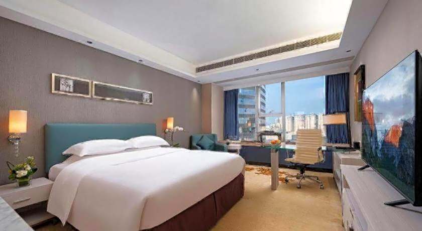 Leisure Hotel
