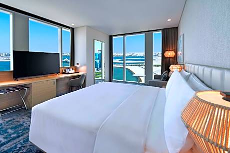 Family Connecting Corner Room