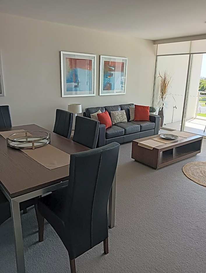 Kirra Surf Apartments