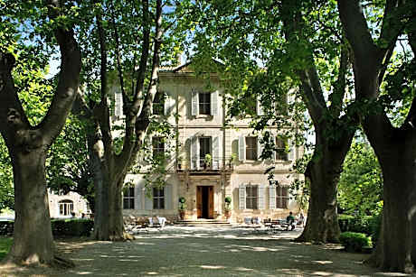 Hotel Château Des Alpilles