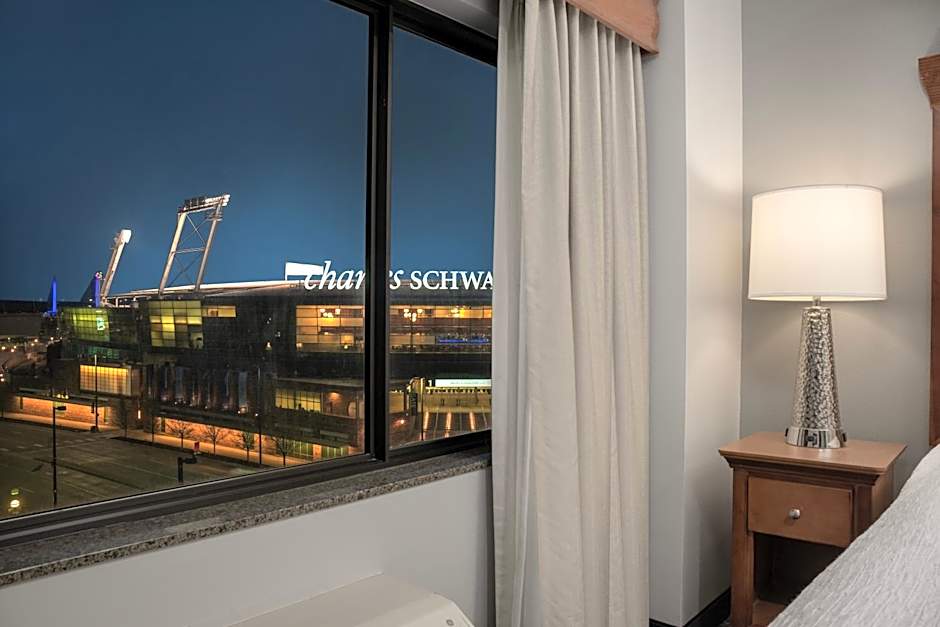 Homewood Suites By Hilton Omaha-Downtown