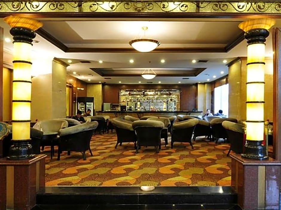 Golden Port Hotel