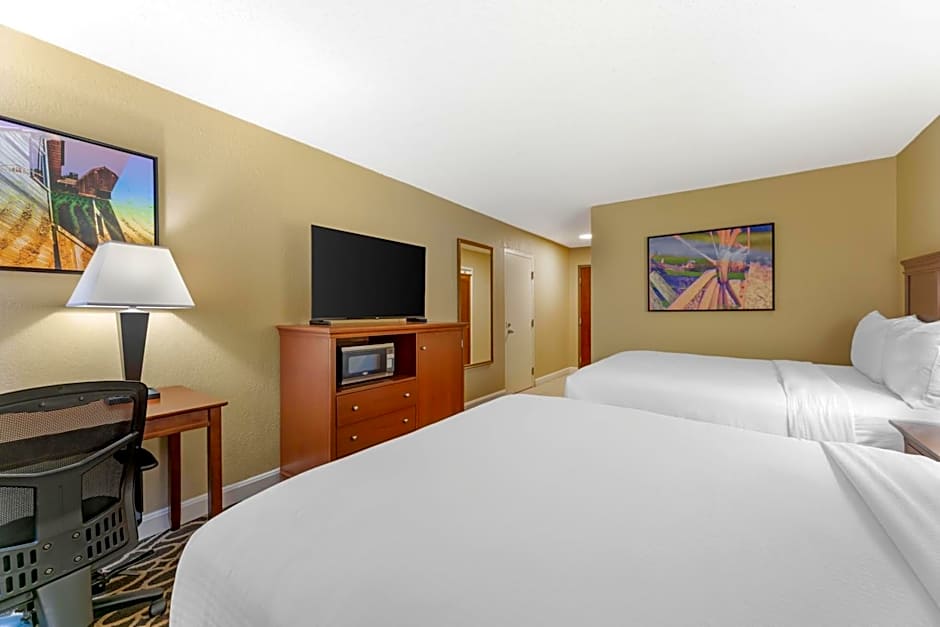 Best Western Plus Wooster Hotel & Conference Center