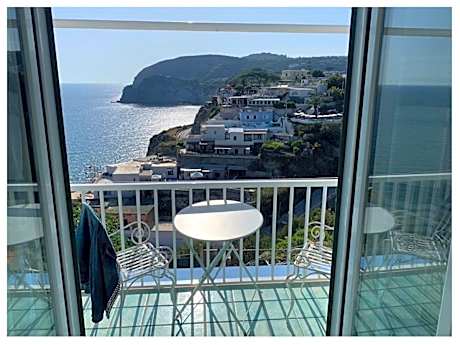 Double Room with Balcony and Sea View