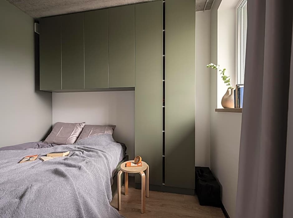 Campus House by Larsen