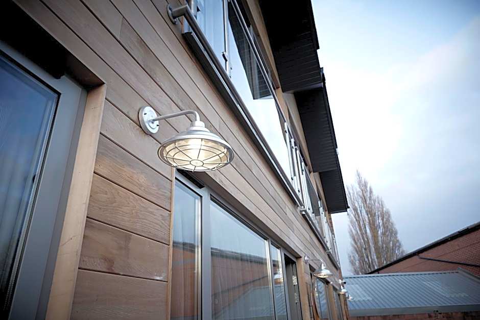 The Boathouse Inn & Riverside Rooms