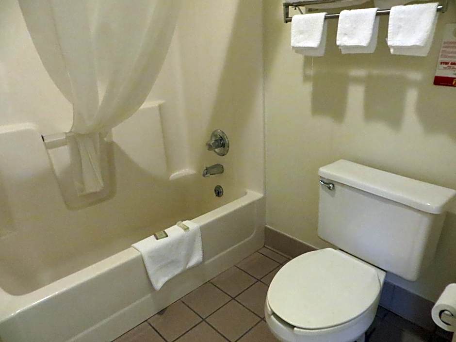 Baymont by Wyndham Cave City