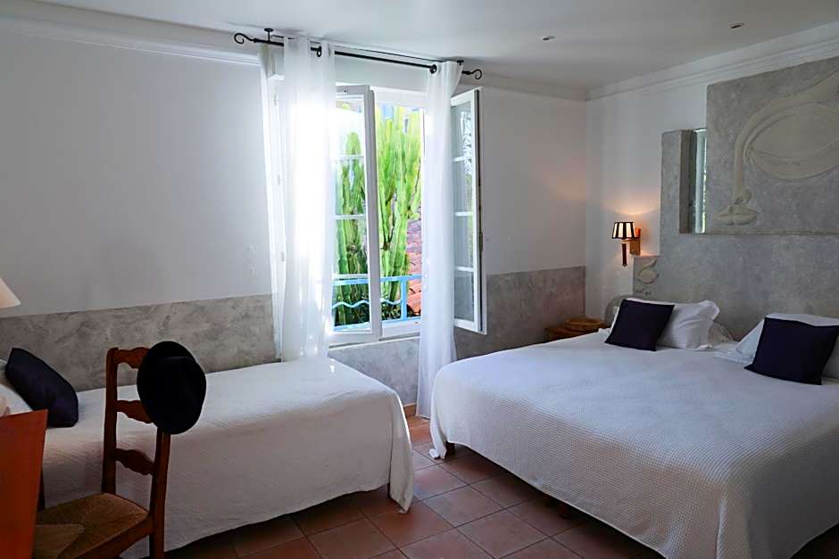 Hotel Les Flots Bleus