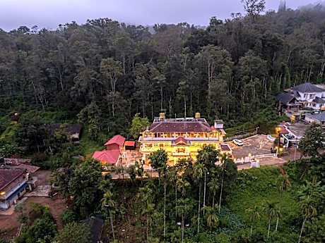 The Hosteller Coorg Madikeri