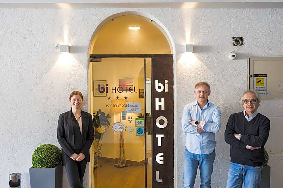 Bi Hotel