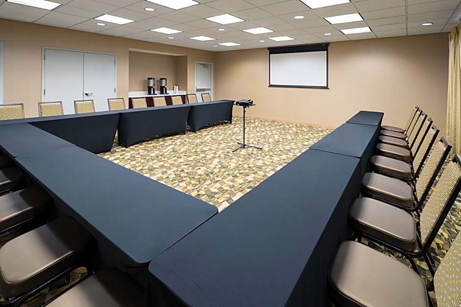 Hampton Inn By Hilton Rochester-Irondequoit