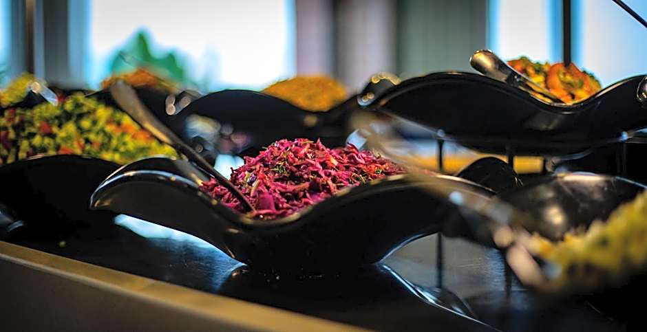 Daria- Authentic Israeli Experience