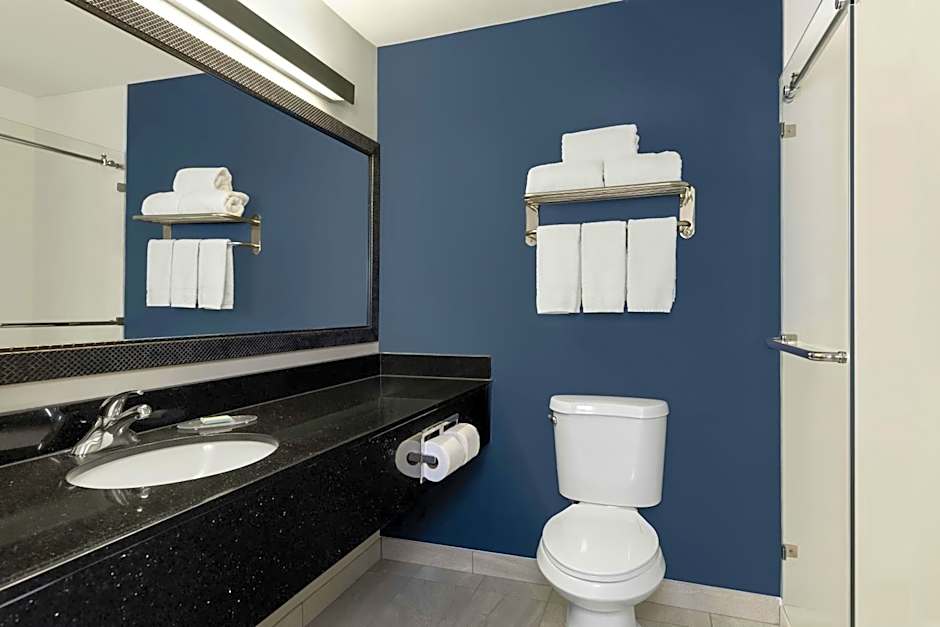 Fairfield Inn & Suites by Marriott Minneapolis St. Paul/Roseville