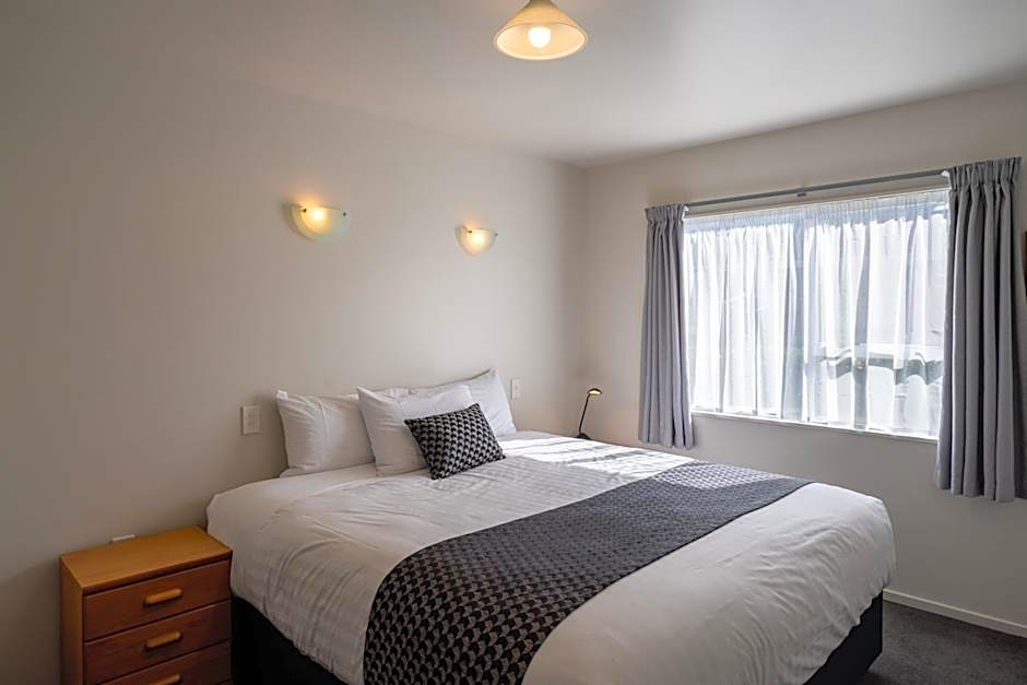 Gables Motor Lodge