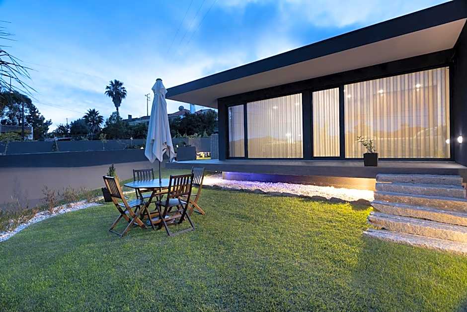 Abraços dos Avós - Casas de aldeia