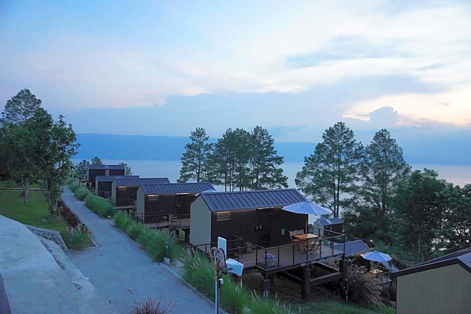 Hotel Patra Parapat