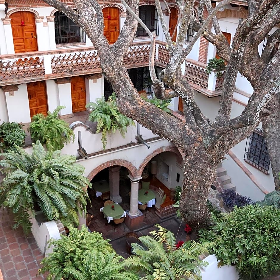 Hotel los Arcos