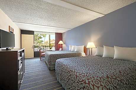 Pool Side Queen Room with Two Queen Beds - Non-Smoking