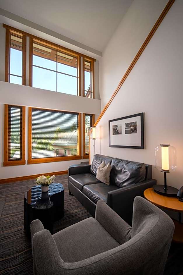 Nita Lake Lodge