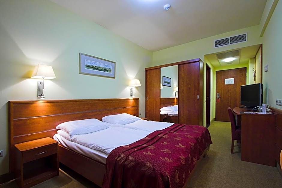Benczur Hotel