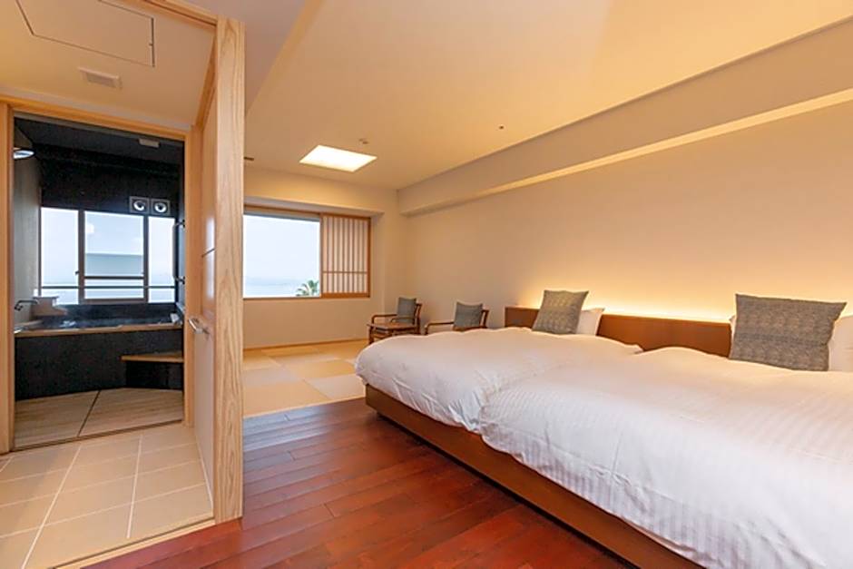 Iseya, Seaview Private Oceanside Bath