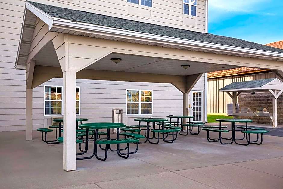 Country Inn & Suites by Radisson, Marion, IL