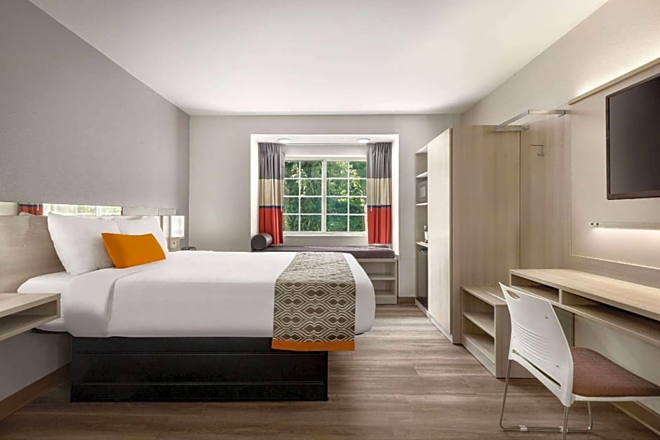 Microtel Inn & Suites by Wyndham Raleigh