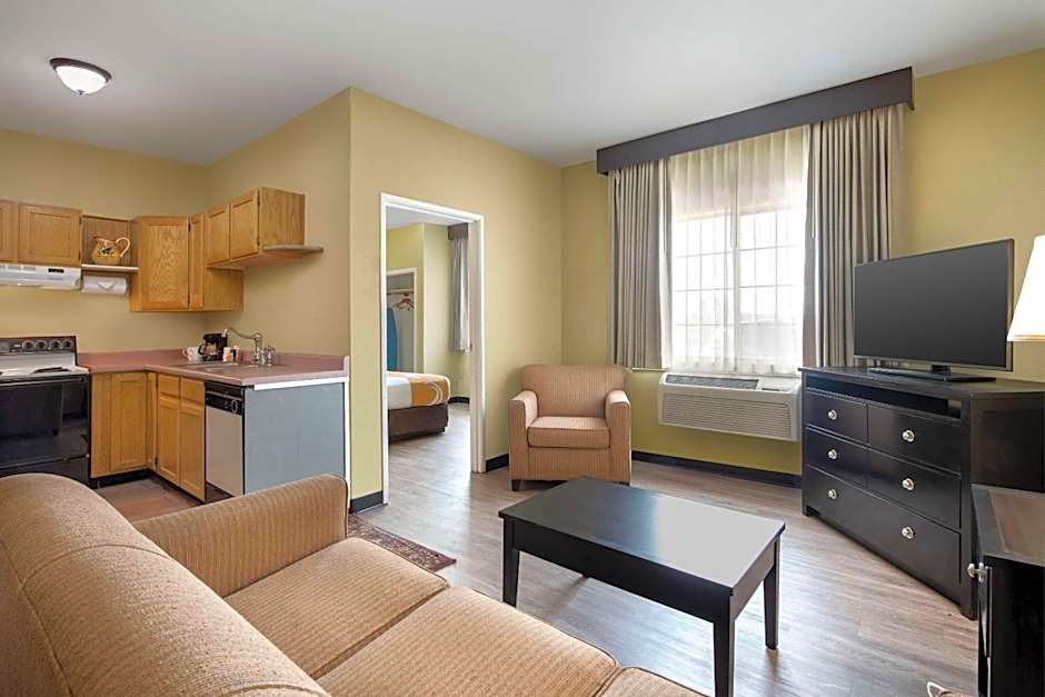 Quality Inn & Suites Gallup I-40 Exit 20