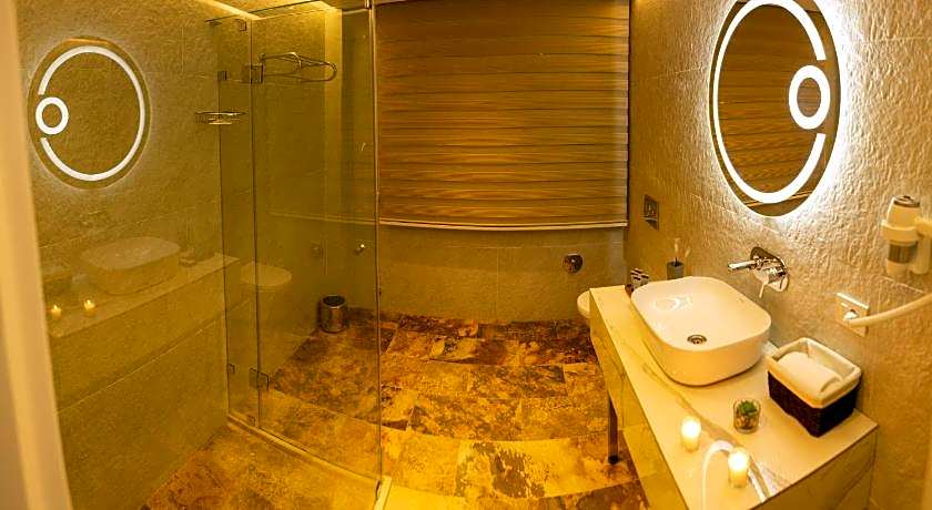 Parkway inn Hotel and Spa